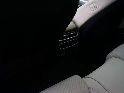 Certified 2026 Genesis GV70 2.5T Select image 19