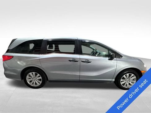 Used 2018 Honda Odyssey LX image 4