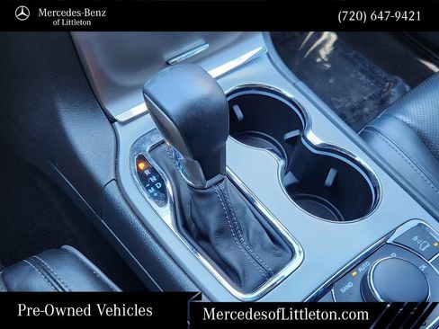 Used 2020 Jeep Grand Cherokee Overland AWD/4WD image 19