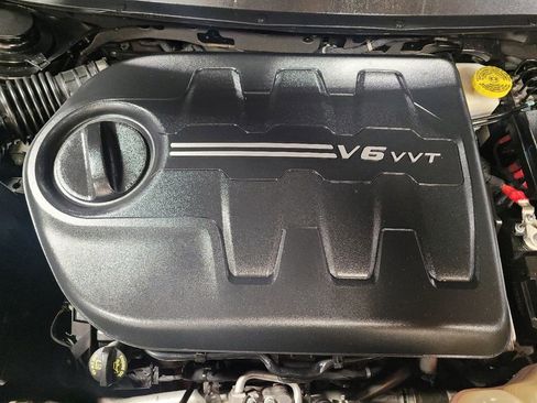 Used 2020 Jeep Cherokee Latitude Lux w/ Quick Order Package 26H Lux image 30