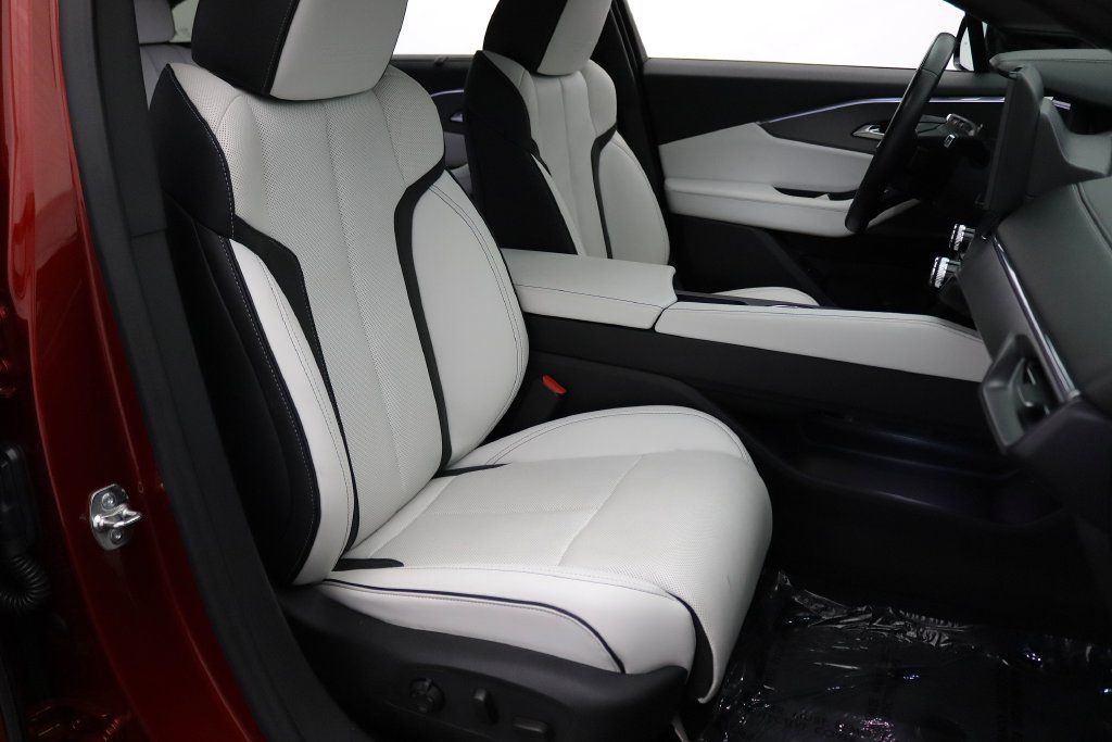 Certified 2024 Acura ZDX Type S AWD/4WD image 15