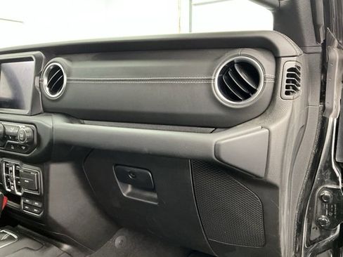 Used 2023 Jeep Wrangler Unlimited Sahara w/ Cold Weather Group image 11