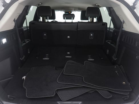 Certified 2025 MAZDA CX-90 3.3 Turbo w/ Select Package image 9