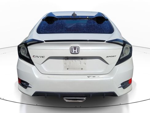 Used 2024 Honda Civic Sport image 5