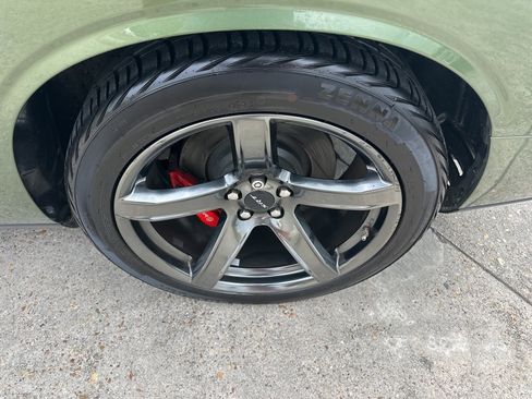 Used 2018 Dodge Challenger SRT Hellcat image 15