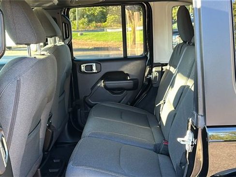Used 2024 Jeep Wrangler Unlimited w/ Convenience Group image 22