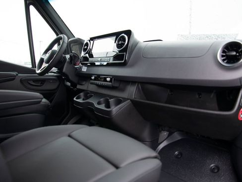 New 2026 Mercedes-Benz Sprinter 144 Cargo image 14
