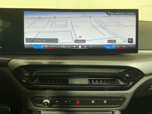 New 2026 BMW 330i Sedan w/ M Sport Package image 11