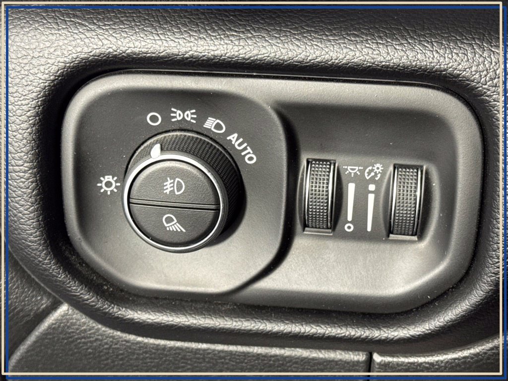 Certified 2026 RAM 2500 Laramie AWD/4WD image 26