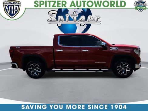 Used 2024 GMC Sierra 1500 SLT w/ SLT Premium Plus Package AWD/4WD image 9