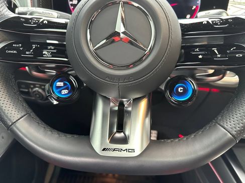 Used 2025 Mercedes-Benz G 63 AMG 4MATIC image 25