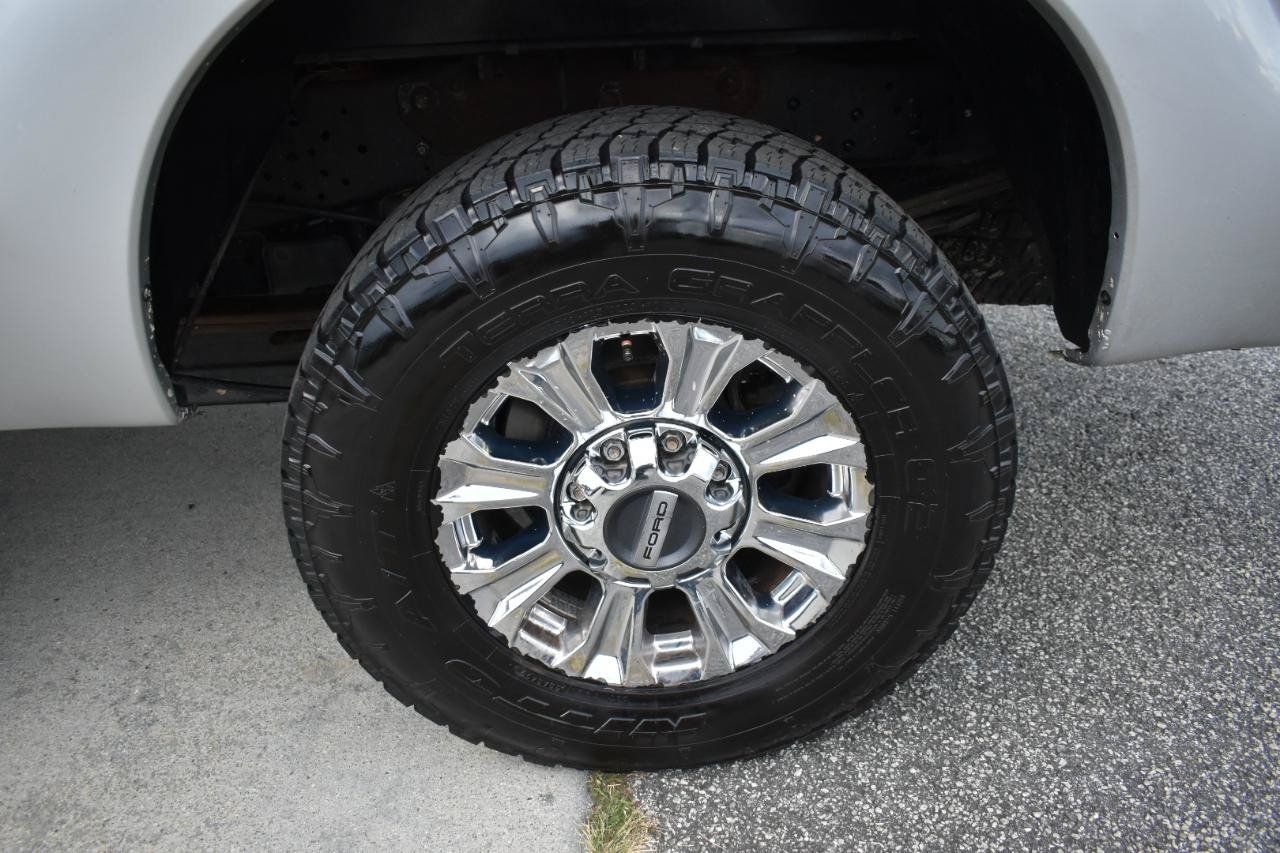 Used 2013 Ford F250 Platinum w/ FX4 Off Road Pkg AWD/4WD image 31