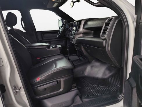 Used 2021 RAM 4500 Tradesman w/ Chrome Appearance Group image 23