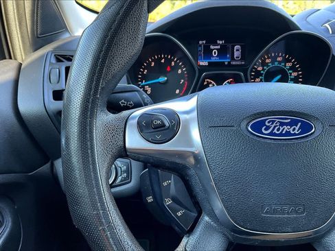 Used 2015 Ford Escape SE w/ Equipment Group 201A FWD image 22