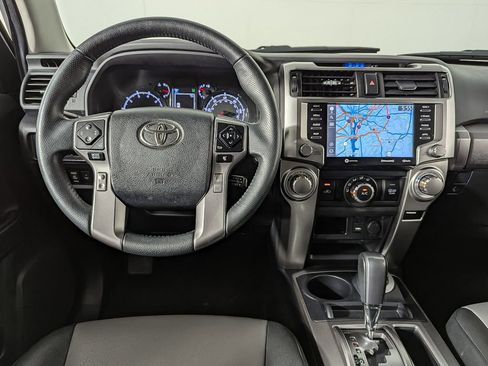 Certified 2022 Toyota 4Runner SR5 Premium image 27