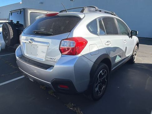 Used 2015 Subaru Crosstrek 2.0i Premium w/ Moonroof Package AWD/4WD image 2