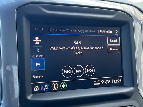 Used 2022 Chevrolet Silverado 1500 Custom image 17