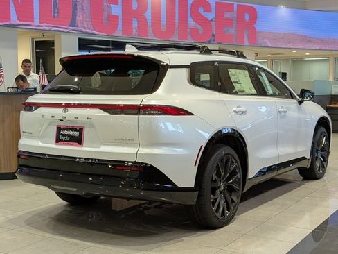 New 2026 Toyota Crown Signia Limited image 2