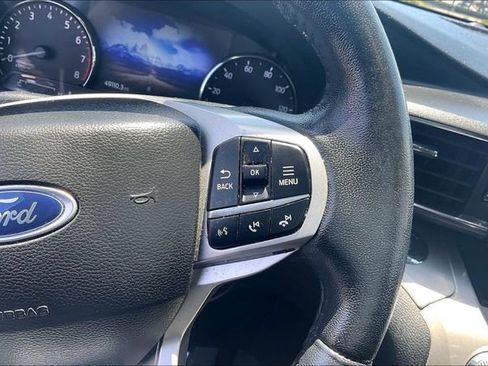 Used 2023 Ford Explorer XLT w/ Equipment Group 202A RWD image 19