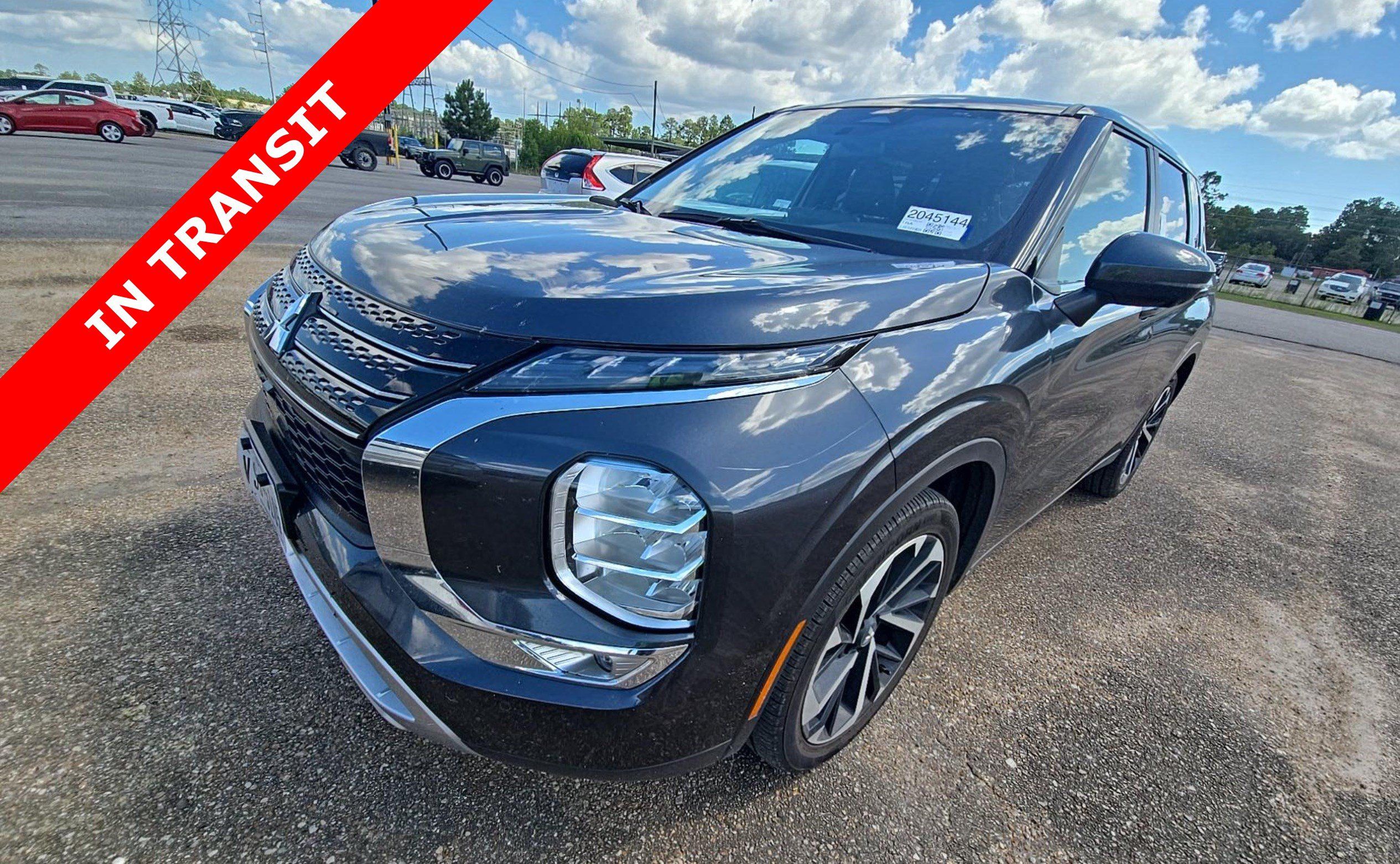 Used 2024 Mitsubishi Outlander SE FWD image 1