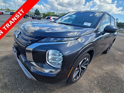 Used 2024 Mitsubishi Outlander SE