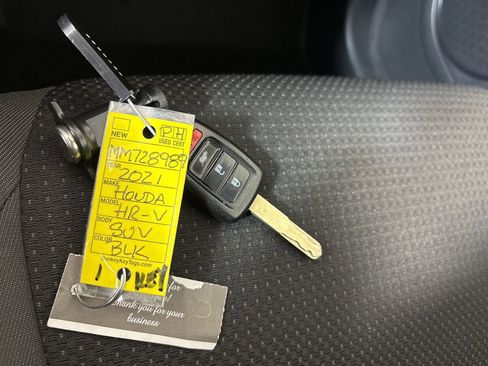 Used 2021 Honda HR-V Sport image 25
