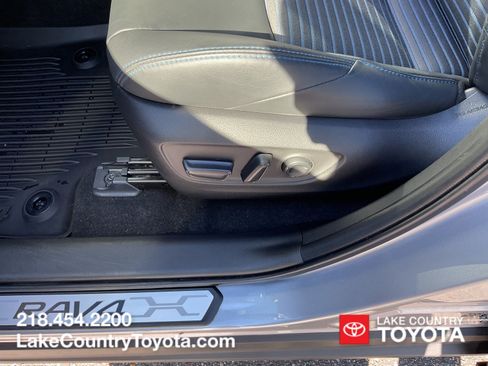 Used 2025 Toyota RAV4 XSE w/ Advanced Technology Package AWD/4WD image 24