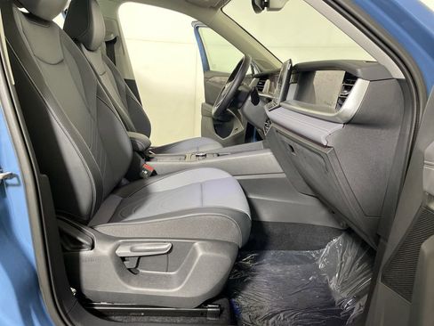 New 2026 Volkswagen Tiguan SE image 23