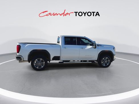 Used 2025 GMC Sierra 2500 SLT w/ SLT Premium Package image 9