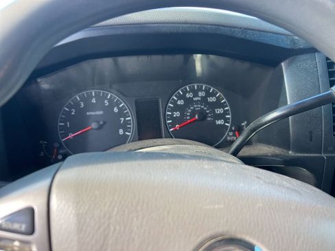 Used 2015 Nissan NV 2500 SV w/ Side & Curtain Airbag Package image 23