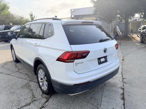 Used 2018 Volkswagen Tiguan SE image 19