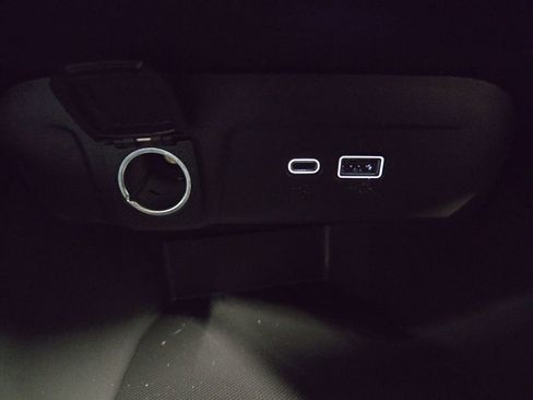 Used 2024 Chevrolet Trax LT w/ Driver Confidence Package image 29