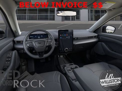 New 2025 Ford Mustang Mach-E Premium image 9