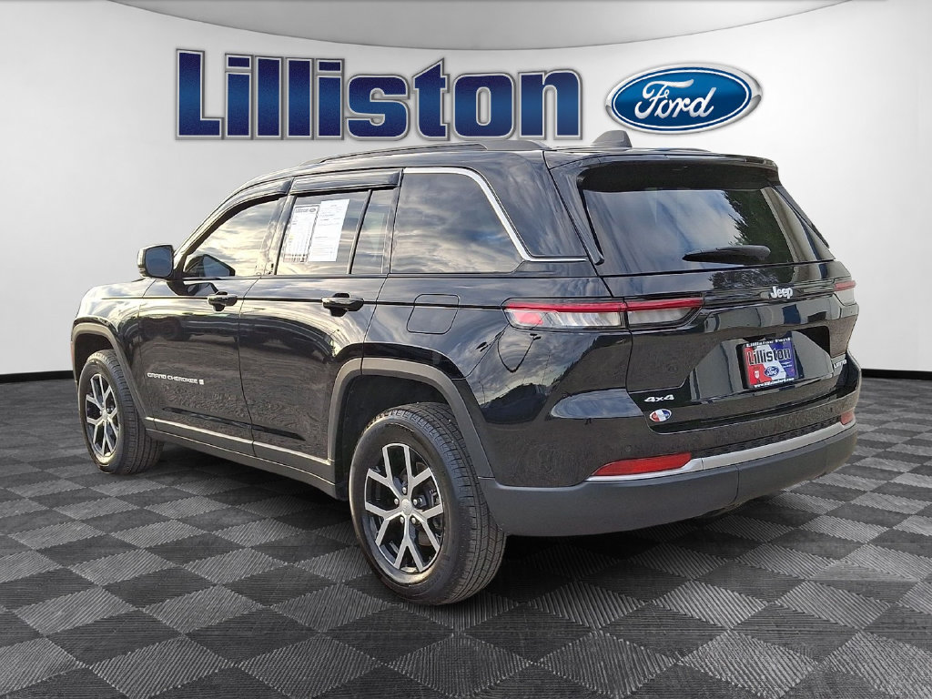 Used 2026 Jeep Grand Cherokee Limited AWD/4WD image 6