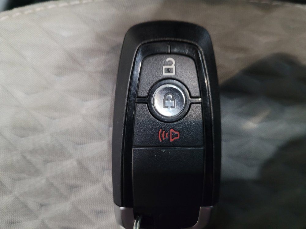 Used 2020 Ford Escape SE AWD/4WD image 32