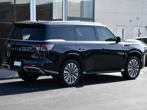 Used 2025 INFINITI QX80 Sensory AWD/4WD image 8