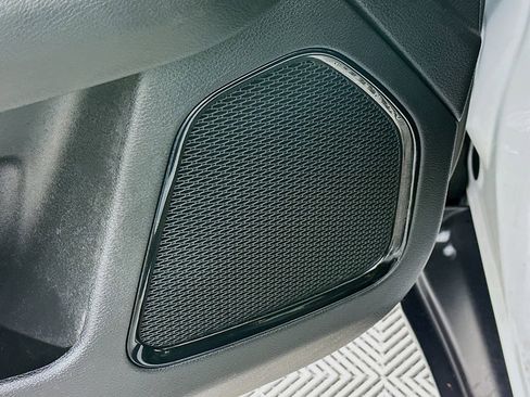 Certified 2022 Jeep Compass Limited image 28