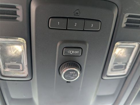 Used 2022 Chevrolet Tahoe LT AWD/4WD image 16