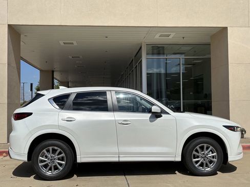 New 2025 MAZDA CX-5 AWD 2.5 S w/ Select Package image 3