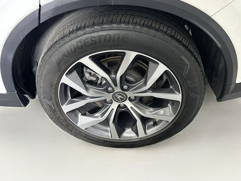 Used 2023 Acura MDX SH-AWD w/ Technology Package image 11