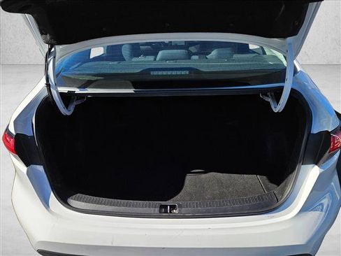 Used 2023 Toyota Corolla LE image 6