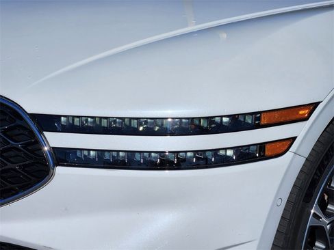 Used 2023 Genesis G90 3.5T image 6