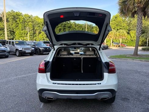 Used 2018 Mercedes-Benz GLA 250 image 35