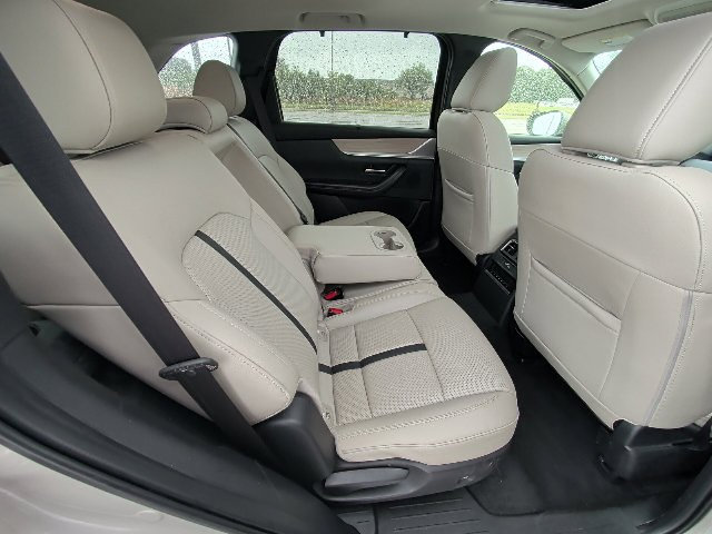 Used 2024 MAZDA CX-90 3.3 Turbo w/ Preferred Package AWD/4WD image 5