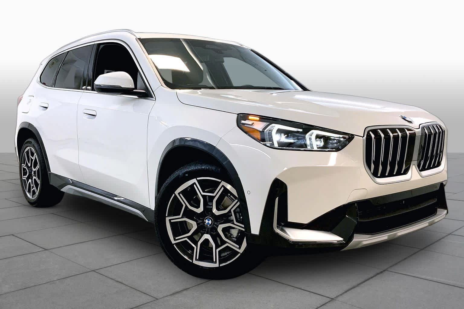 New 2027 BMW X1 xDrive28i AWD/4WD image 2