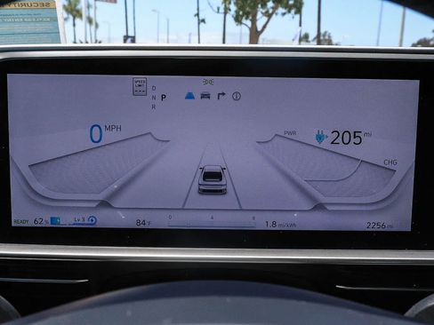 Used 2025 Hyundai Ioniq 6 SE RWD image 30