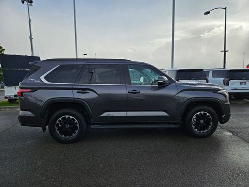 Used 2024 Toyota Sequoia SR5 w/ SR5 Premium Package AWD/4WD image 2