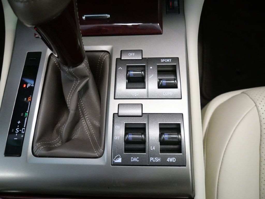 Used 2013 Lexus GX 460 Premium AWD/4WD image 34