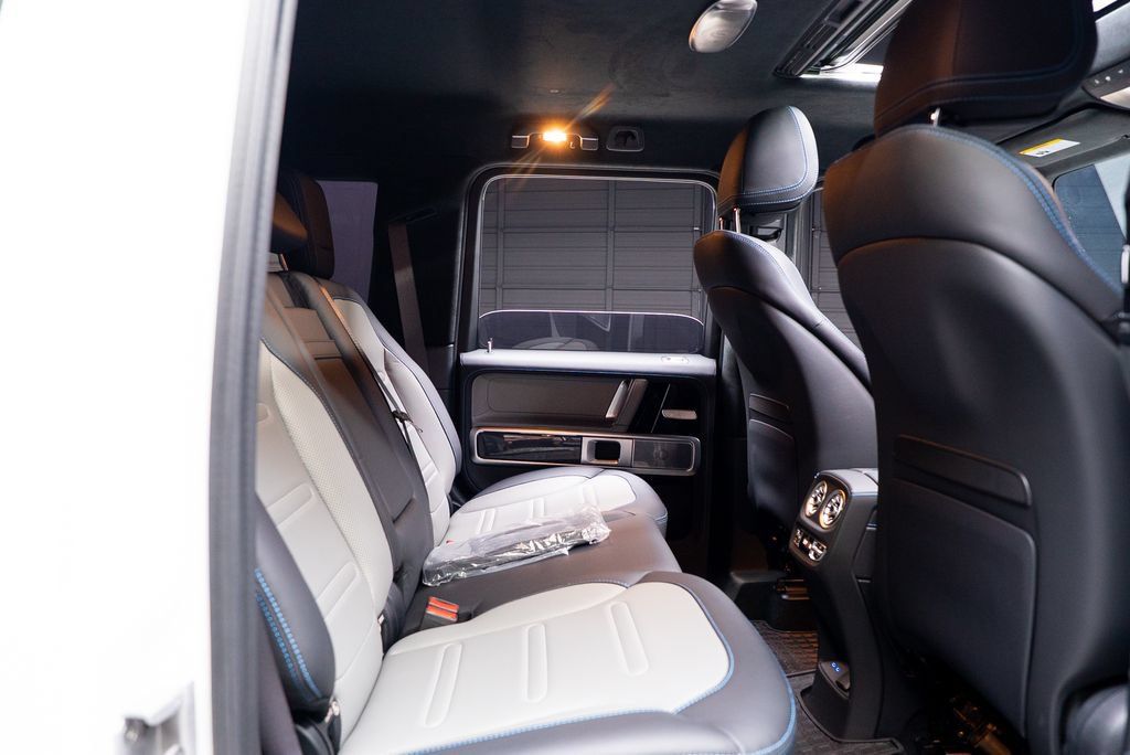 Used 2025 Mercedes-Benz G 580 w/ EQ Technology image 54