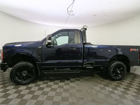 Used 2023 Ford F250 XL w/ STX Appearance Package AWD/4WD image 6